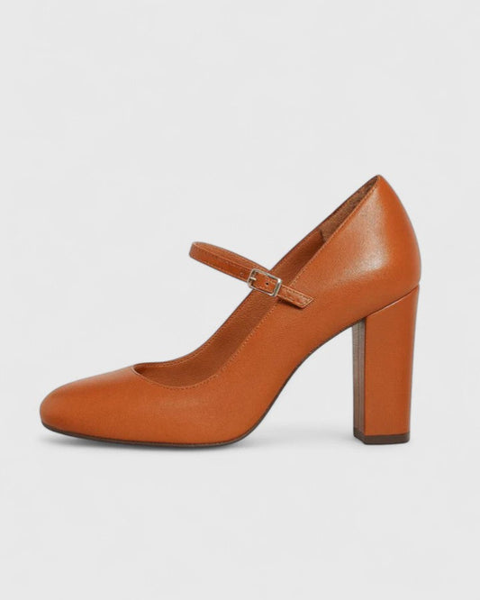 Sophisticated heels