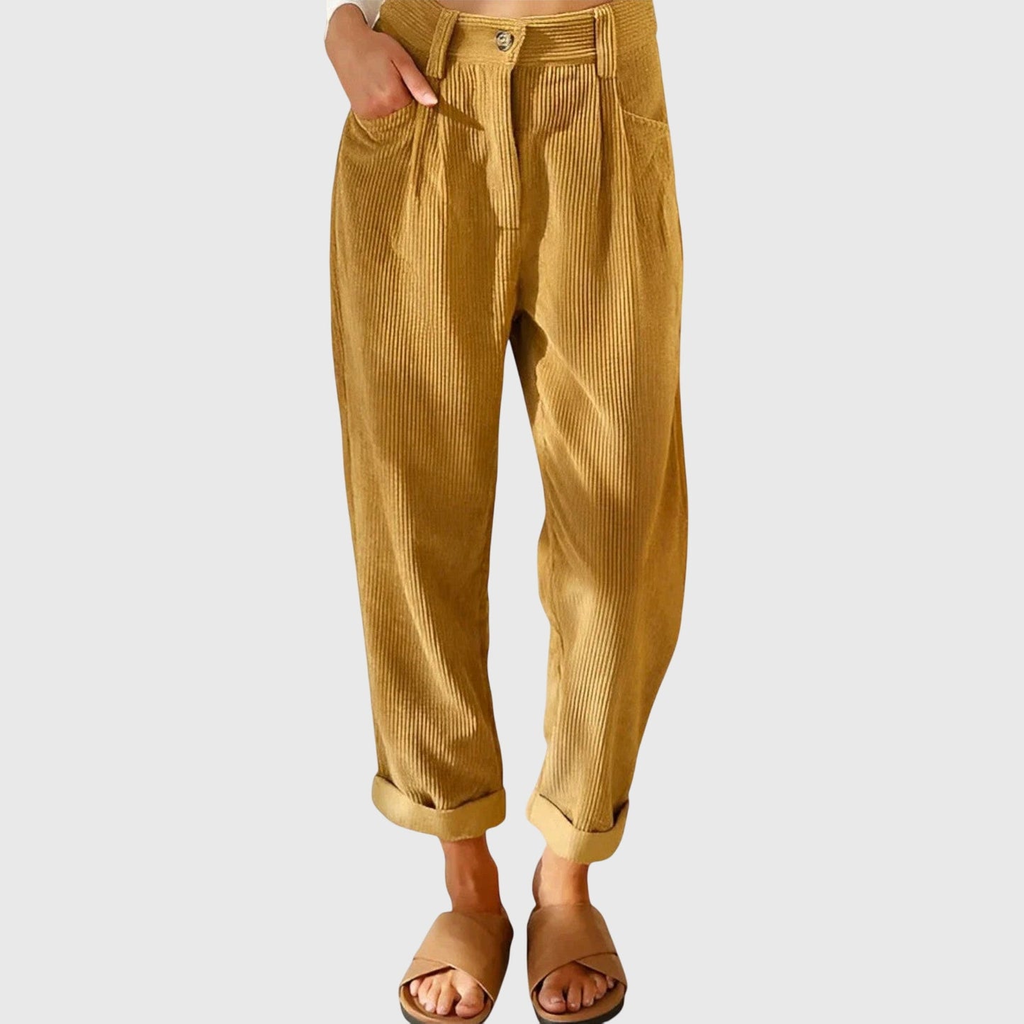 Pantalones de pana modernos