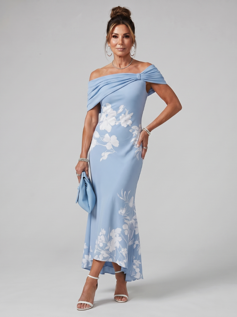 Vestido midi con hombros descubiertos