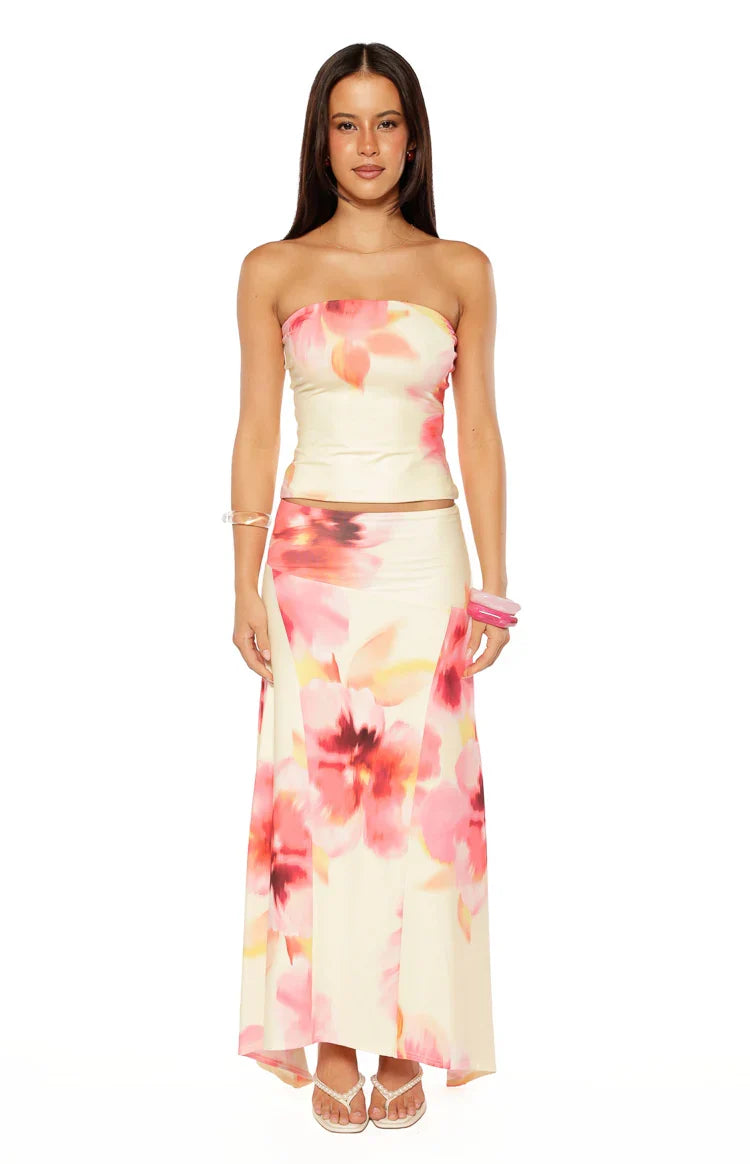 Top tipo tubo con estampado floral amarillo y rosa de Candie's