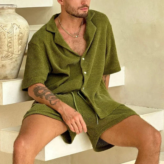 Two-piece Caris set in 90s style
