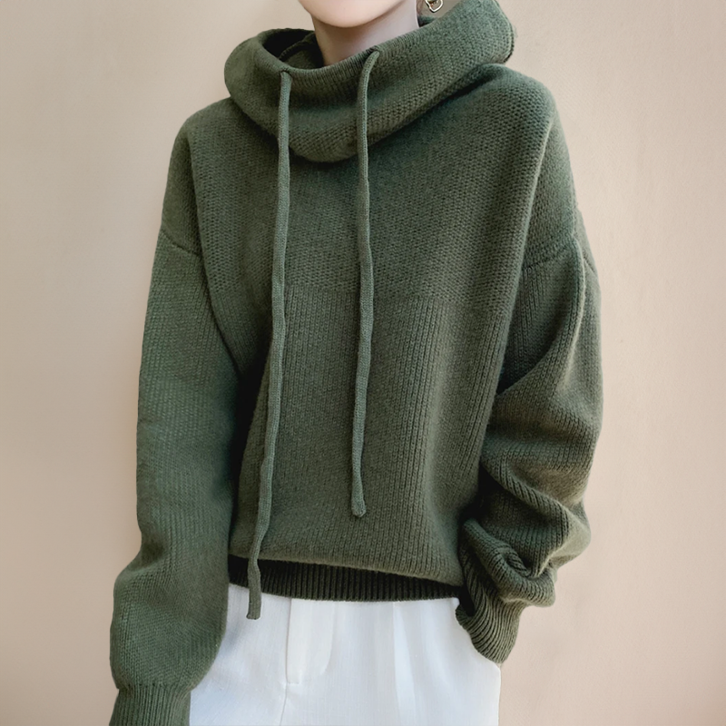 Lia | Sophisticated High-Neck Sweater
