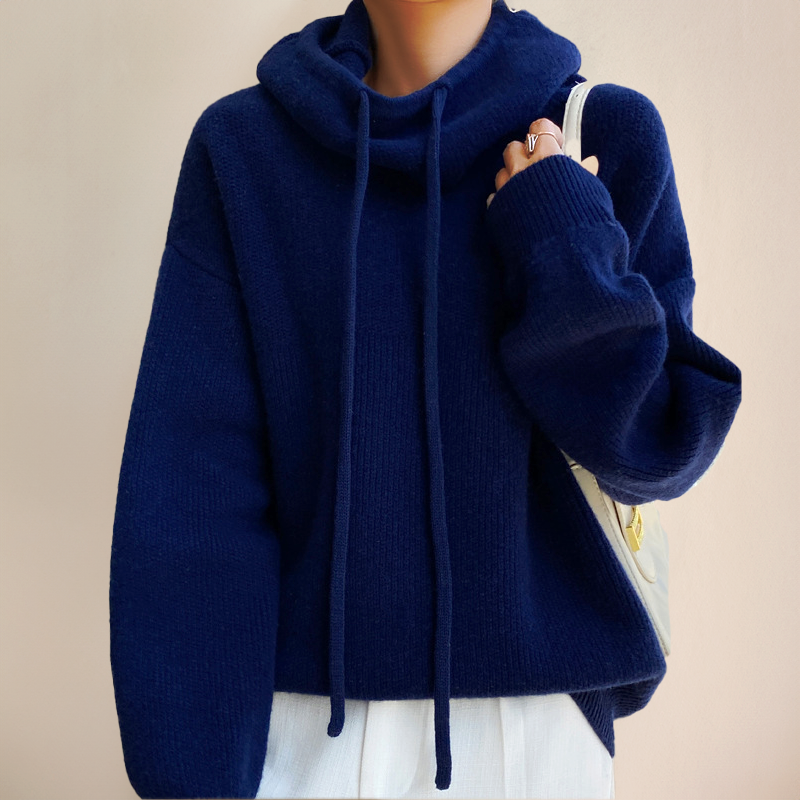 Lia | Sophisticated High-Neck Sweater